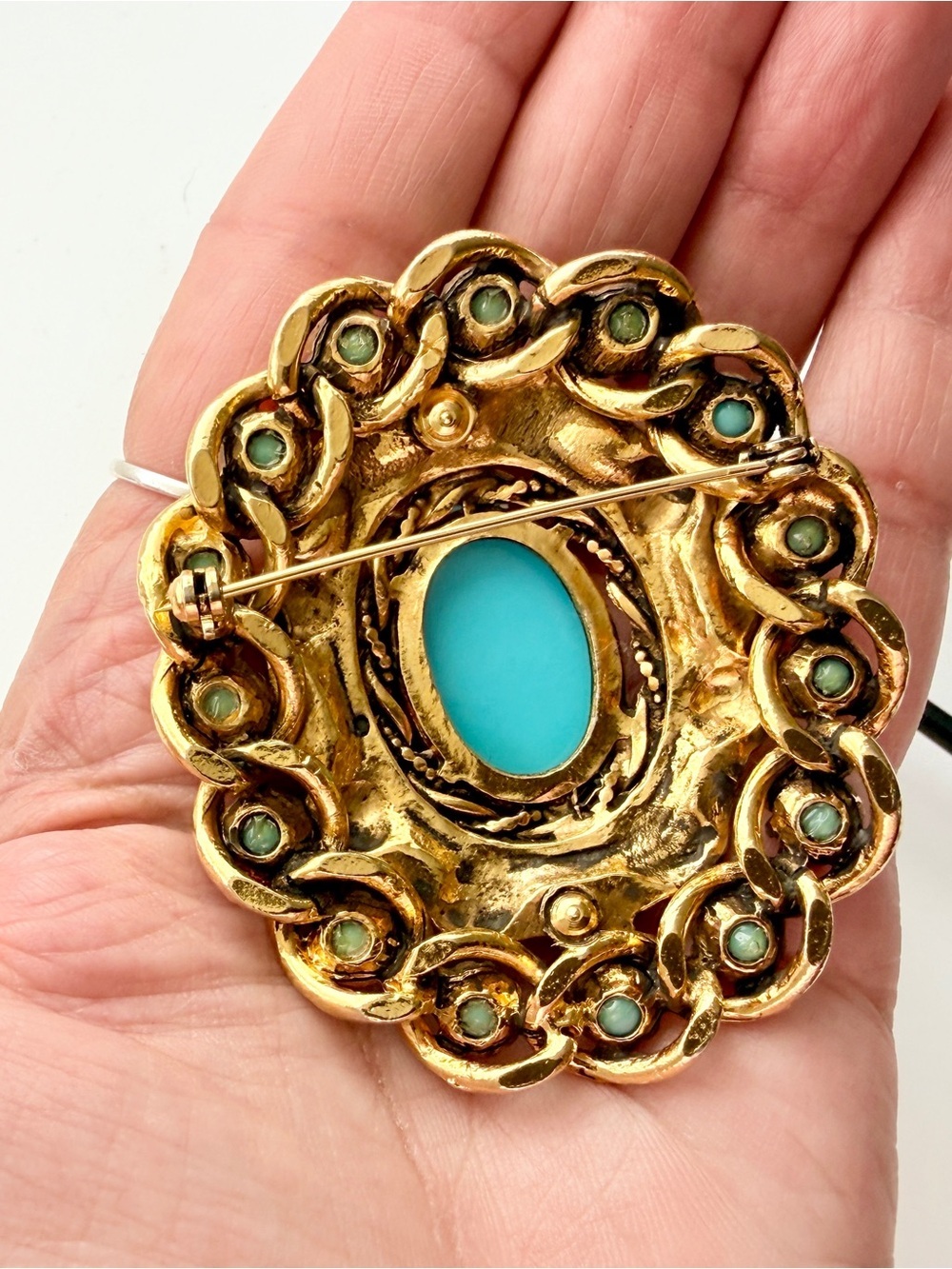 Large Vintage Ornate Goldtone Turquoise Milk Glass Cabochon Rhinestone Brooch - Picture 3 of 7